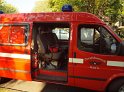 Einsatz BF Koeln Hoehenretter Koeln Stammheim Georg Beyerstr P050